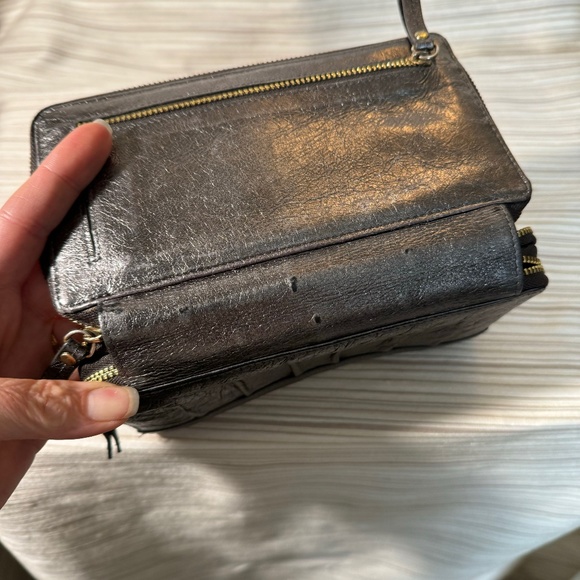 Tusk Vintage Pleated Wallet in Pewter Leather - Picture 13 of 14